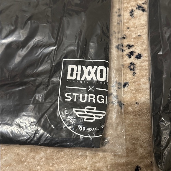 Dixxon Flannel Co X Sturgis ride roar rally badge black tshirt - Picture 3 of 3